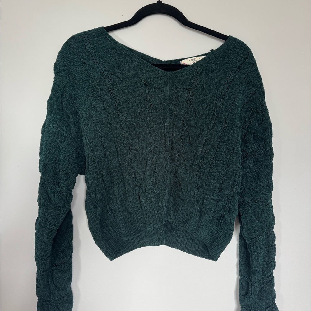Pink Rose Green V-Neck Sweater with Cozy Cable Knit